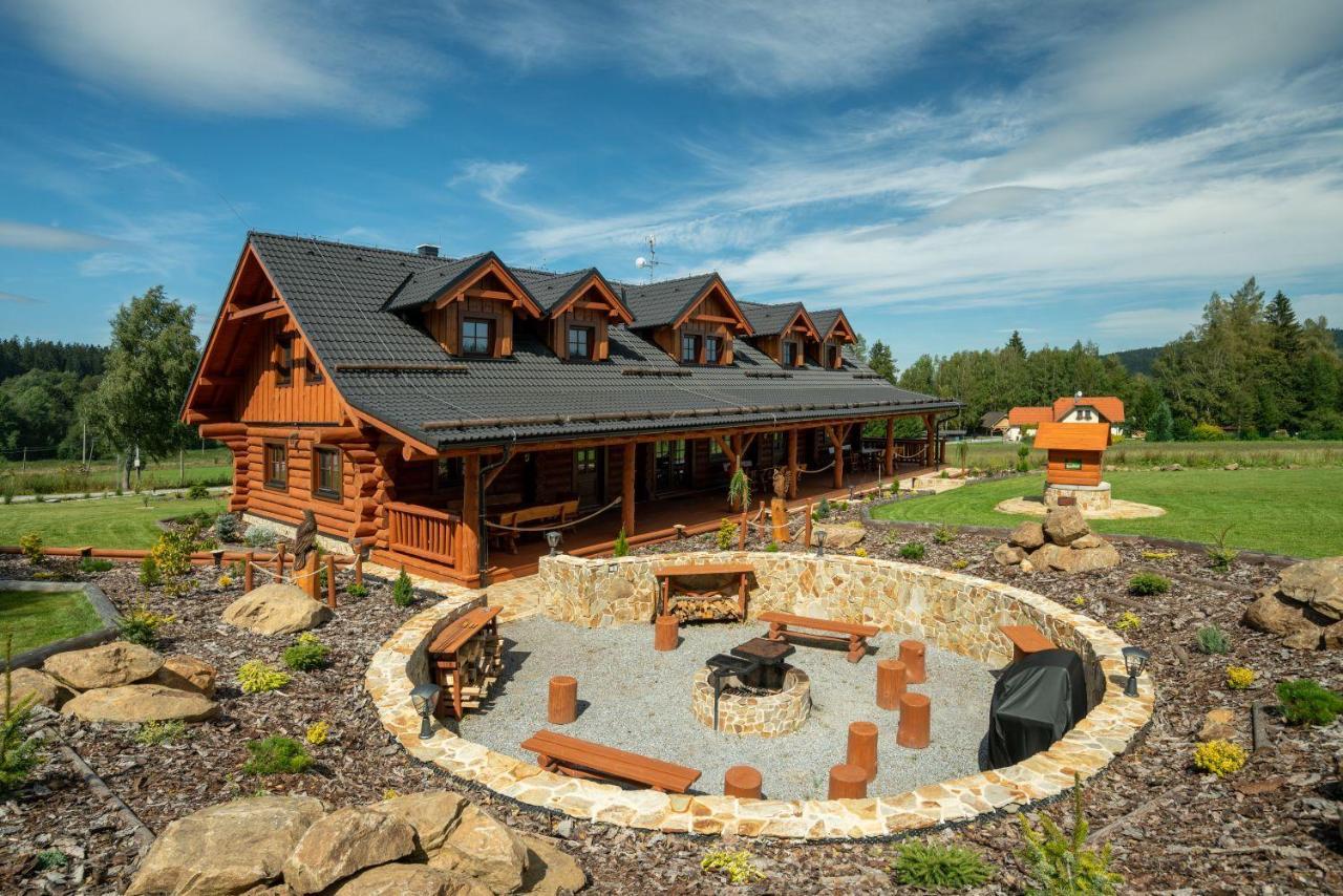 Apartmany Srub Vytonka Lipno Přední Výtoň エクステリア 写真